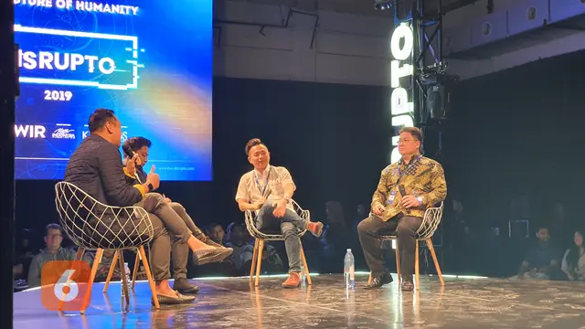 Diskusi tentang teknologi yang mengubah model bisnis retail di Disrupto, Jumat (22/11/2019).
