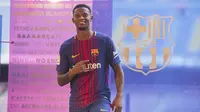 Barcelona Perkenalkan Nelson Semedo