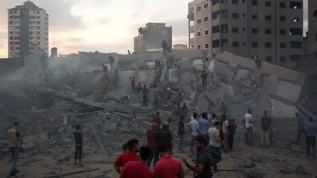 Diserang Israel, Kota Gaza Hancur Lebur