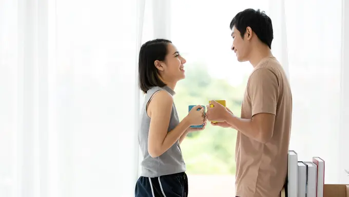 5 Cara Ampuh Untuk Tetap Mencintai Pasanganmu Meski Sudah Berhubungan Lama