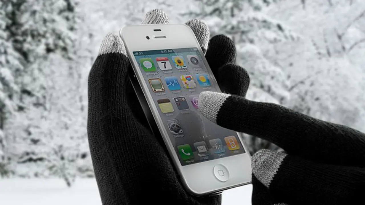 Pakai Sarung Tangan Tetap dapat Pakai Smartphone