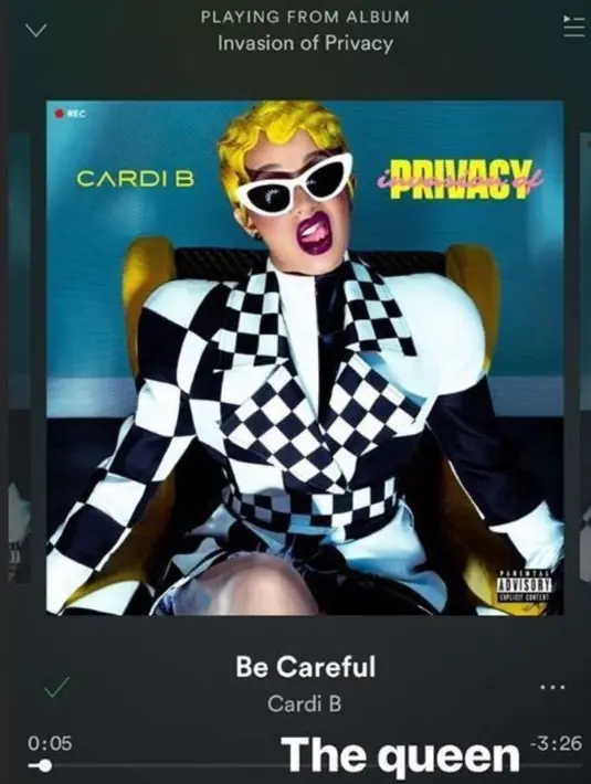 Chloe mengunggah lagu baru Cardi B yang berjudul Be Careful. (instagram/chloegmoretz)