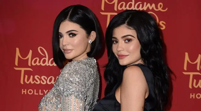 Kylie Jenner kini juga memiliki patung lilinya sendiri di Madame Tussauds, penasaran?