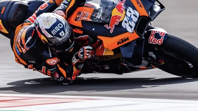 Potret Miguel Oliveira Juara MotoGP Mandalika