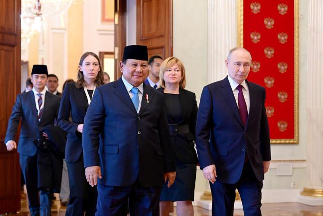 Pertemuan Prabowo dan Putin