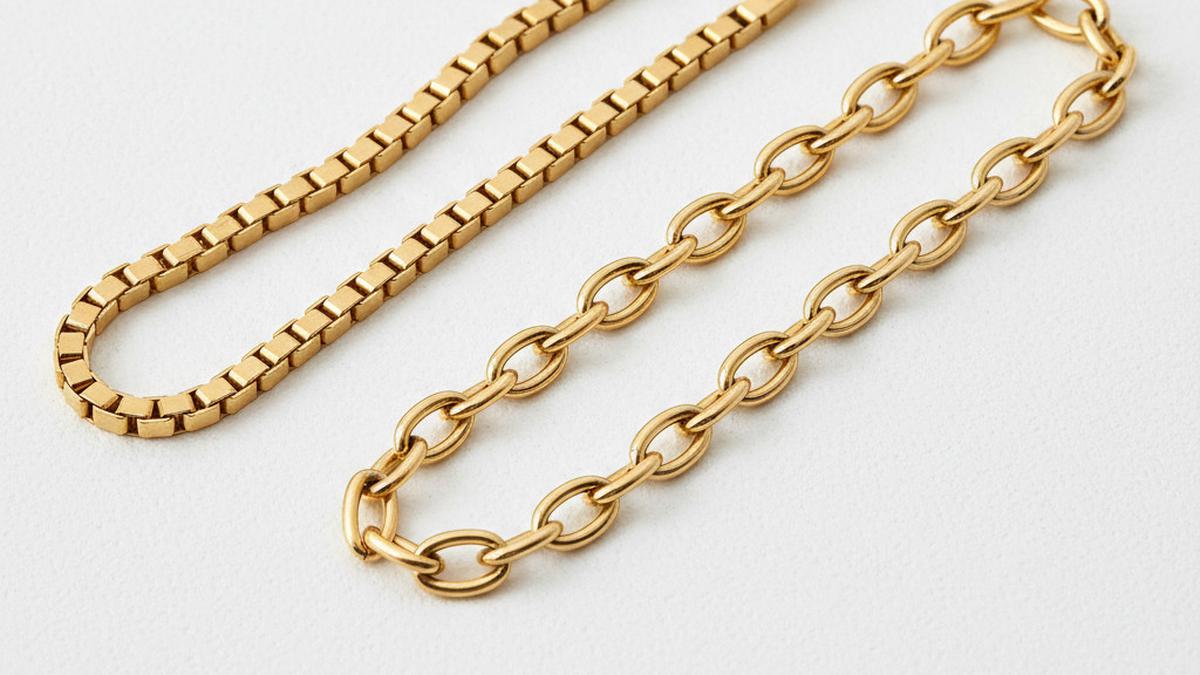 Gelang Emas Box Chain vs Rantai Klasik: Mana yang Lebih Stylish untuk Gaya Modern?