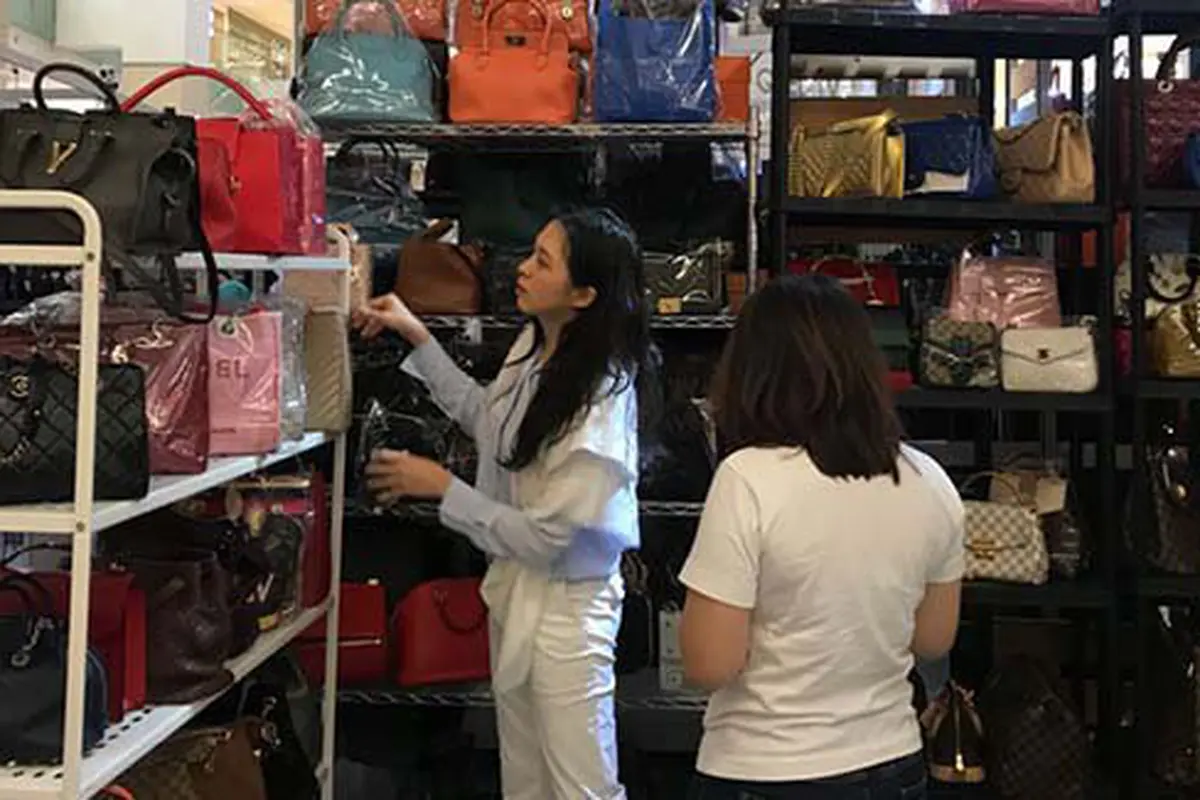 Irresistible Bazaar