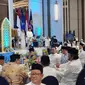 Ketum Partai Golkar Airlangga Hartaro ikut buka puasa bersama di NasDem Tower bersama sejumlah elite partai dan tokoh nasional seperti Surya Paloh, Jusuf Kalla (JK), Ketum Demokrat Agus Harimurti Yudhoyono, hingga Sekjen PKS Habib Aboe Bakar Alhabsyi. (Merdeka.com/Ahda Bayhaqi)