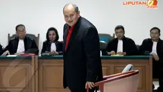 Majelis hakim PN Tipikor menjatuhkan vonis kepada Izedrik Emir Moeis dengan hukuman pidana 3 tahun penjara serta denda Rp 150 juta subsider kurungan 3 bulan penjara. (Liputan6.com/Johan Tallo)
