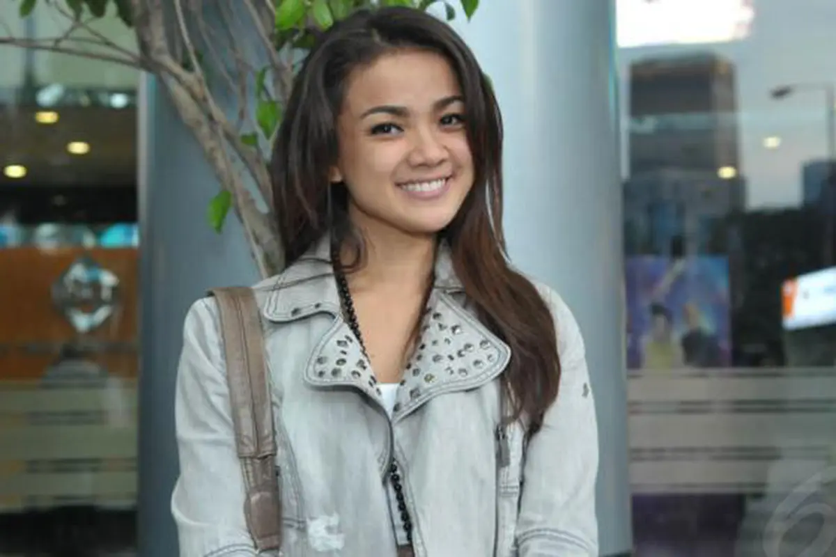 Nirina Zubir