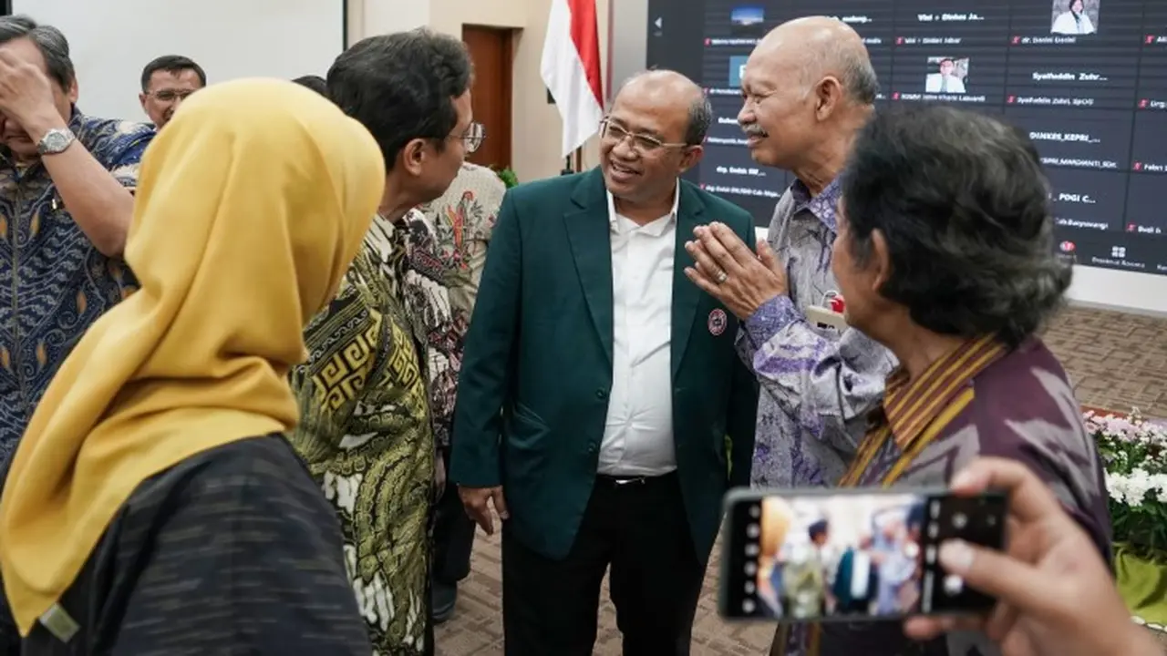 Ketua Umum PB IDI Moh. Adib Khumaidi