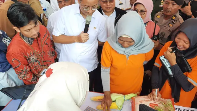 Pencairan program Sembako Murah