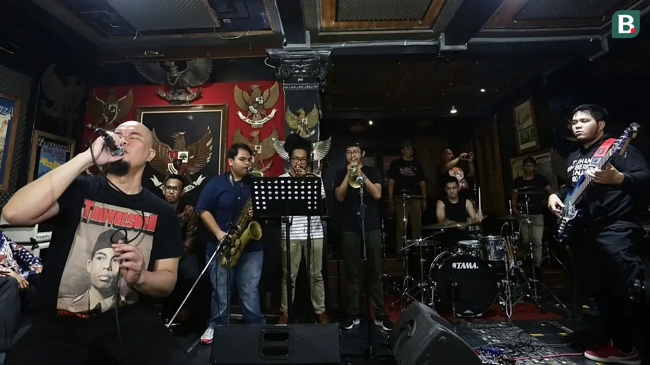 Ahmad Dhani dan TRIAD