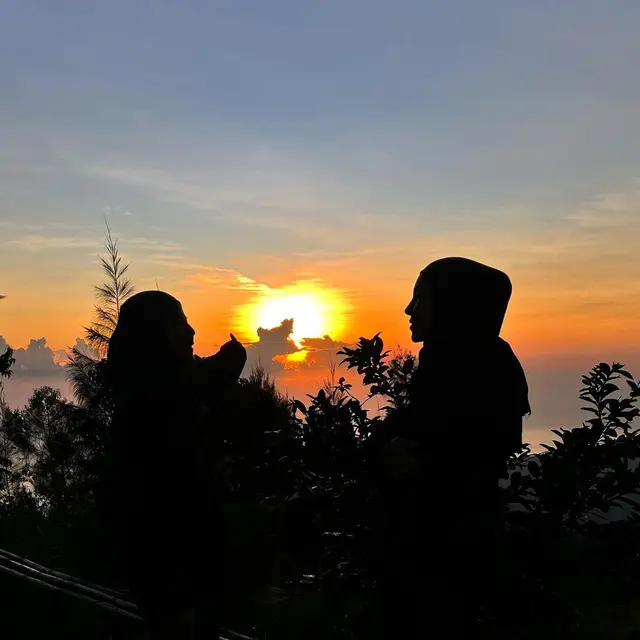 Natasha Rizky dan Ratna Galih