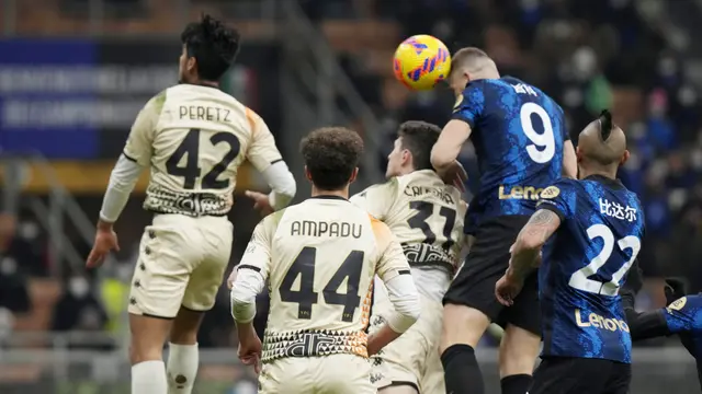 Foto: Susah Payah Taklukkan Venezia, Inter Milan Amankan Posisi Puncak Klasemen Liga Italia