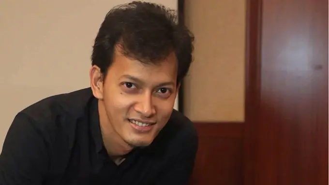 Fedi Nuril mengetahui rencana Acha Septriasa yang bakal ikut suaminya, Vicky Kharisma. (Galih W. Satria/Bintang.com)