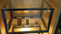 Beberapa emas batangan di Butik Emas Pekanbaru yang diresmikan PT Antam Tbk. (Liputan6.com/M Syukur)