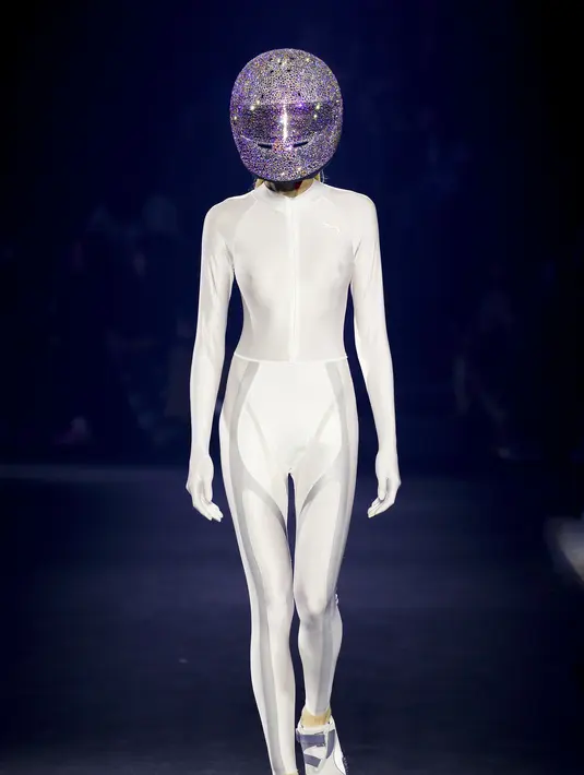 <p>PUMA menghadirkan 'Welcome To The Amazing Mostro Show' di New York Fashion Week. [Foto: Document/PUMA]</p>