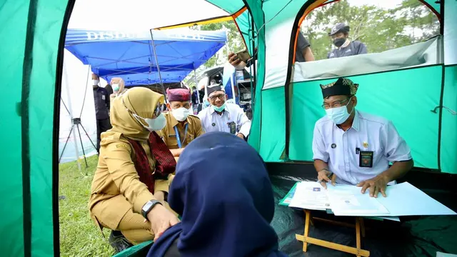 Pelayannan sidang isbat nikah di acara camping embun Banyuwangi (Istimewa)