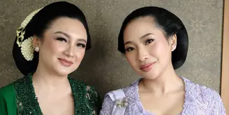 Tata Cahyani dan Gayanti Hutami tampil mangling dalam balutan kebaya dan makeup bernuansa Jawa. (Foto: Instagram/ @louisedaniellaa)