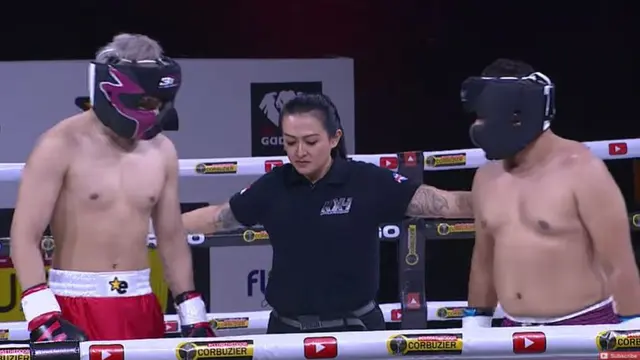 Menang, Ini 6 Potret Pertandingan Tinju Azka Corbuzier Melawan Vicky Prasetyo