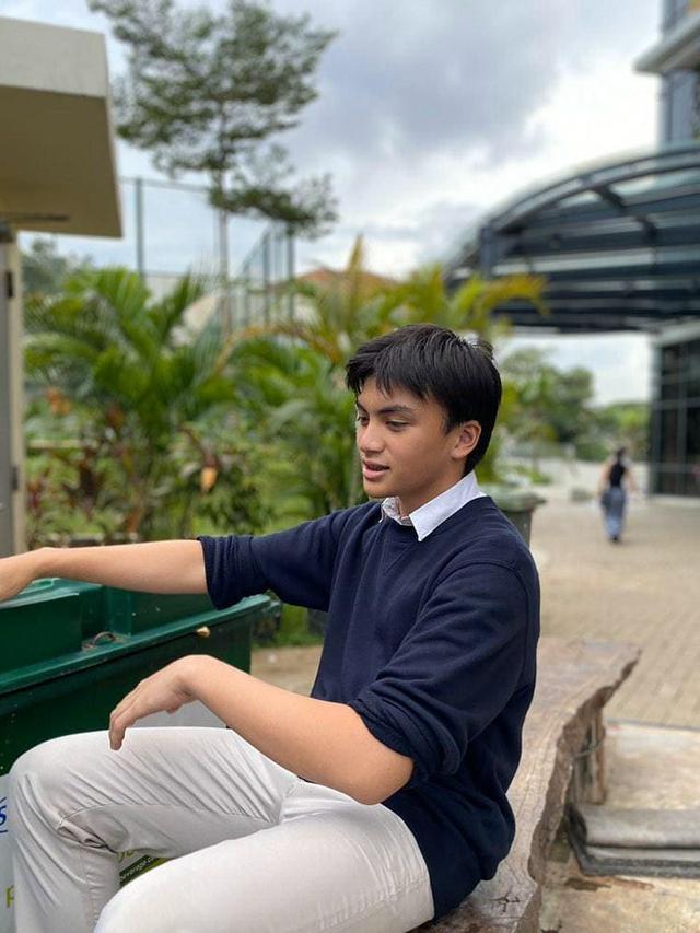 7 Potret Arka Asmara, Putra Anjasmara yang Jadi Atlet Hoki Es dan Jarang Tersorot