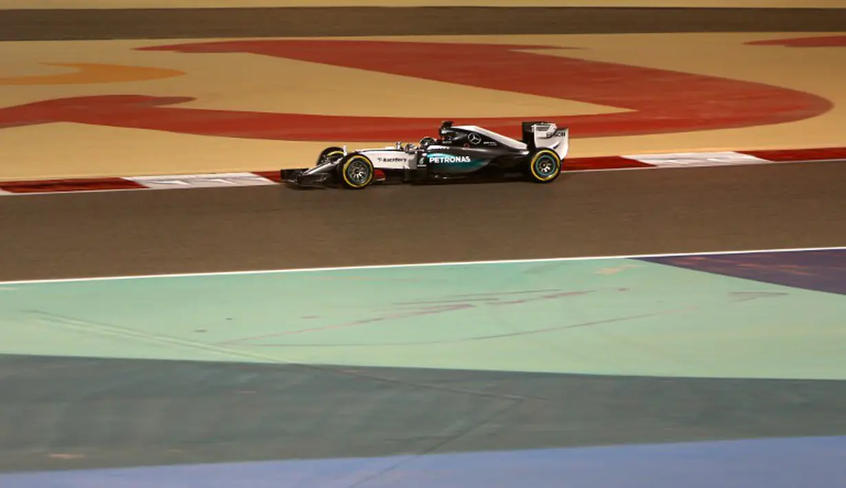 Aksi Nico Rosberg. (photo by AFP/MARWAN NAAMANI)