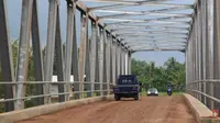 Jembatan Cihambulu yang terletak di perbatasan Kabupaten Purwakarta dan Kabupaten Subang telah rampung dibangun.