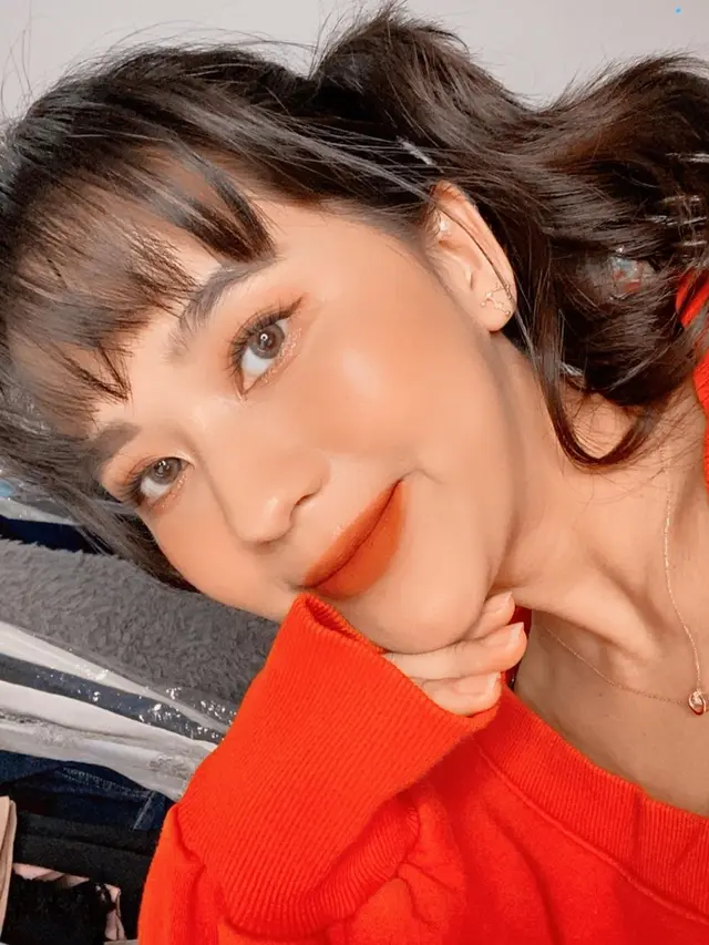 ilustrasi beauty bloger Indonesia yang menginspirasi/instagram: @sasyachi