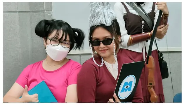 8 Potret Cosplay Dosen dan Mahasiswa ITB saat Ujian Ini Viral, Totalitas Banget