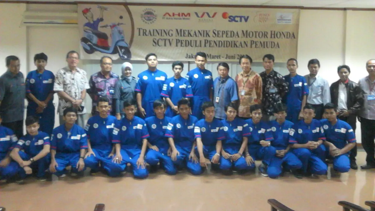 Pundi Amal SCTV Beri Pelatihan Mekanik ke Pemuda Putus Sekolah