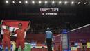 Hary Susanto/Ratri Oktlia Leani gpebulutangkis Indonesia meraih medali emas di nomor tganda campuran SL3-SU5 setelah mengalahkan Thailand pada Asian Para Games 2018 di Istora Senayan, Sabtu (13/10/2018).  (Bola.com/Peksi Cahyo)
