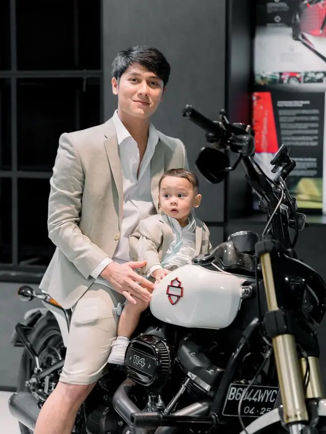 [Fimela] Rizky Billar dan Baby L