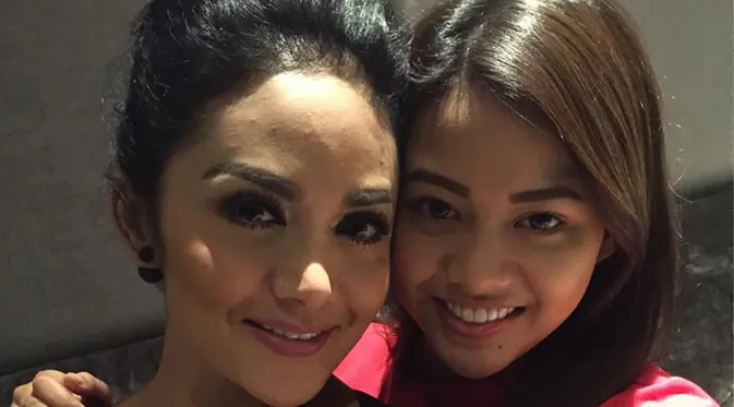 Akhirnya Krisdayanti dan Aurel Hermansyah temu kangen. (via instagram.com/ashanty_ash)