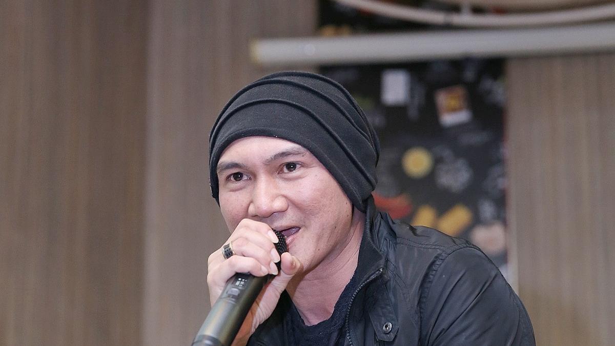 Anji Ungkap Alasan Tak Ikut YouTube Rewind Indonesia 2018 - ShowBiz ...