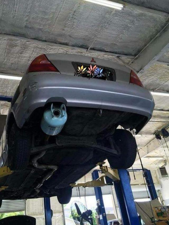 6 Potret Modifikasi Knalpot Mobil Ini Anti-mainstream, Ada yang Dari Kotak Surat