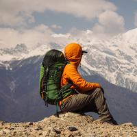 Rekomendasi Jaket Gunung Nyaman untuk Petualangan Outdoor yang Maksimal
