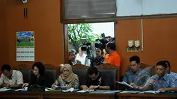 Sidang lanjutan praperadilan Budi Gunawan kepada KPK yang dihadiri tim kuasa hukum Komjen Pol Budi Gunawan dan tim kuasa hukum KPK di PN Jakarta Selatan, Senin (9/2/2015). (Liputan6.com/Johan Tallo)