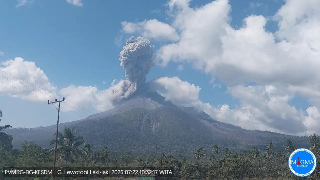 Gunung Lewotobi Laki-Laki