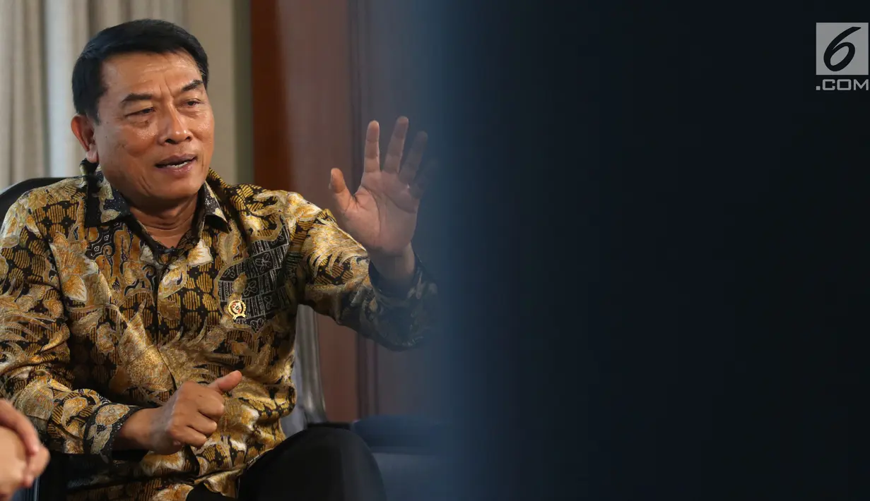 Kepala Staf Presiden Moeldoko saat wawancara dengan KLY di Jakarta, Rabu (16/1). Dalam wawancara tersebut Moeldoko memaparkan kinerja kerja pemerintahan Jokowi-JK hingga saat ini. (Liputan6.com/Angga Yuniar)