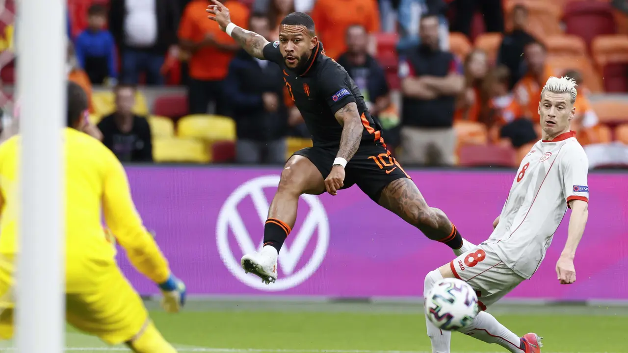 Foto Piala Eropa: Belanda Tak Terkalahkan di Fase Penyisihan Grup C Euro 2020 Usai Mengalahkan Makedonia Utara