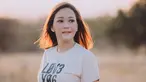 Meski menggunakan makeup natural dan sederhana, penampilan Maia kerap mencuri perhatian. Ia juga sering mengunggah foto saat tak menggunakan makeup di akun Instagram pribadinya. (Liputan6.com/IG/@maiaestiantyreal)