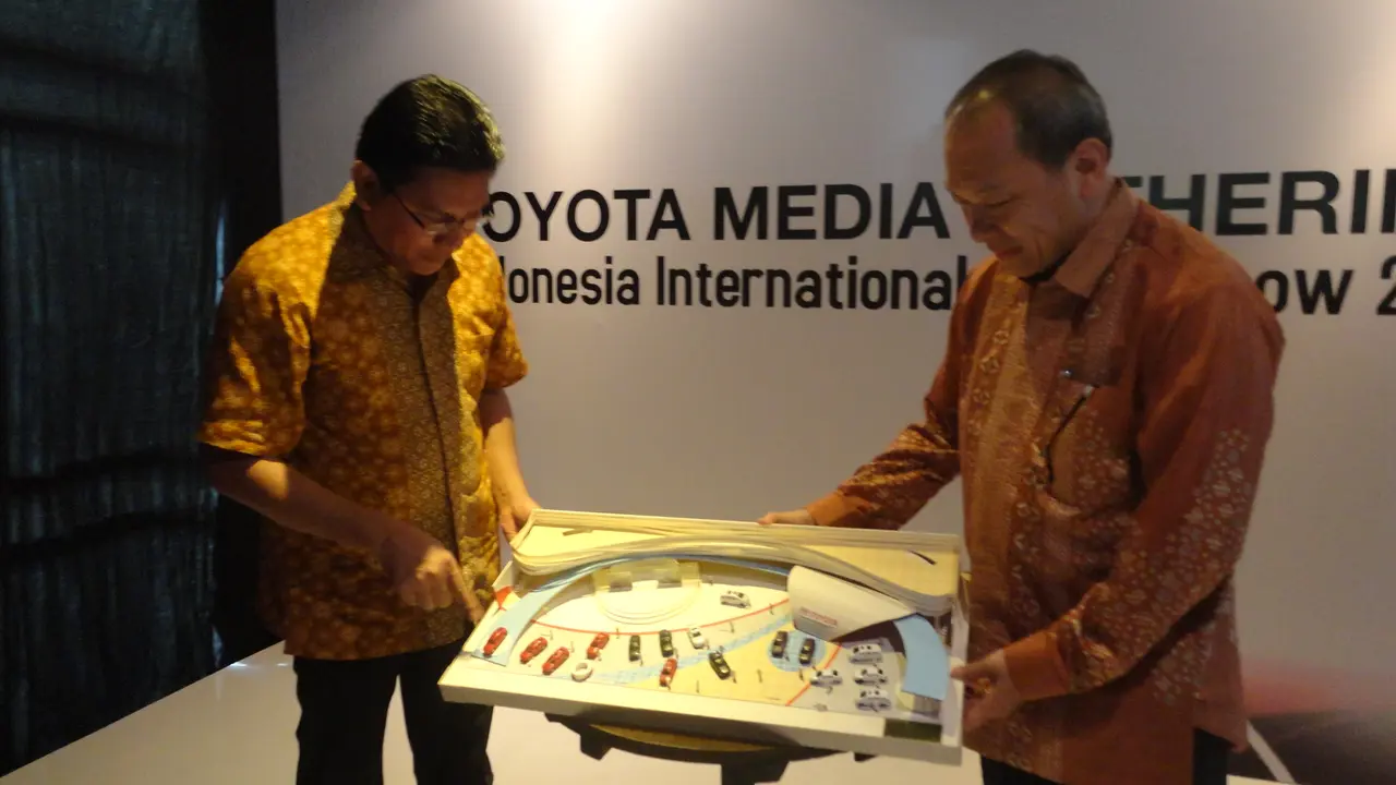Asyiknya Bisa Servis Mobil Toyota Sekaligus Jalan-jalan di IIMS 2