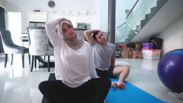 7 Momen Rezky Aditya dan Citra Kirana Yoga Bareng, Kompak Banget