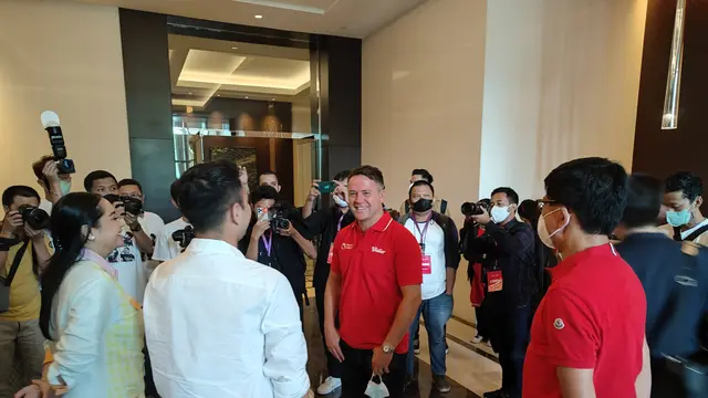 Michael Owen bertemu Raffi Ahmad dan Nagita Slavina