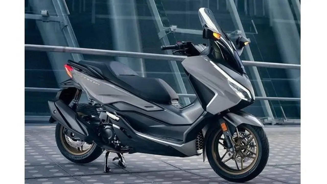 Honda Forza 250