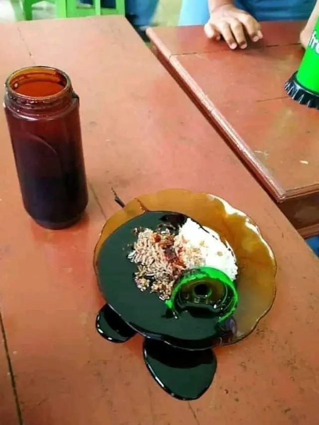 6 Momen Orang Gagal Makan Ini Bikin Ikut Kesal Sekaligus Sedih