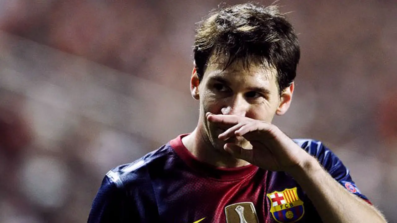 lionel-messi-121206-logo.jpg