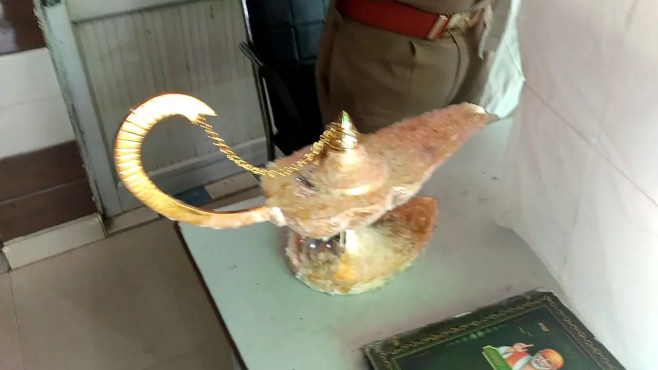 Lampu Aladdin di India