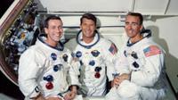 Awal Apollo 7, berisikan komandan Walter M. Schirra, Jr, pilot modul perintah Donn F. Eisele, dan Walter Cunningham. (Liputan6.com/NASA Gov)